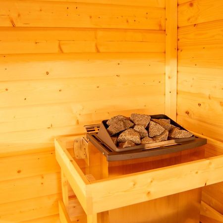 Wellness Mitten In Der Wasserfallstadt Triberg トリベルク エクステリア 写真