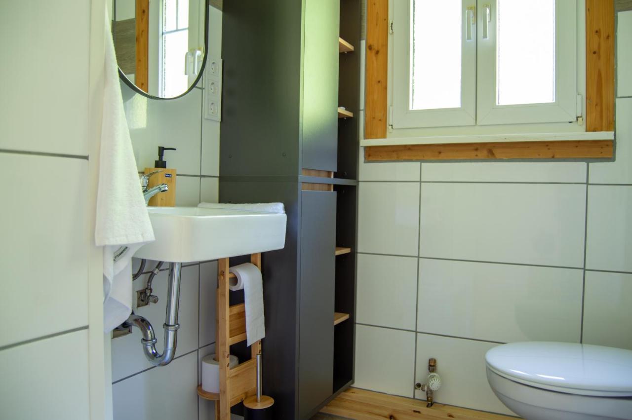 Wellness Mitten In Der Wasserfallstadt Triberg トリベルク エクステリア 写真
