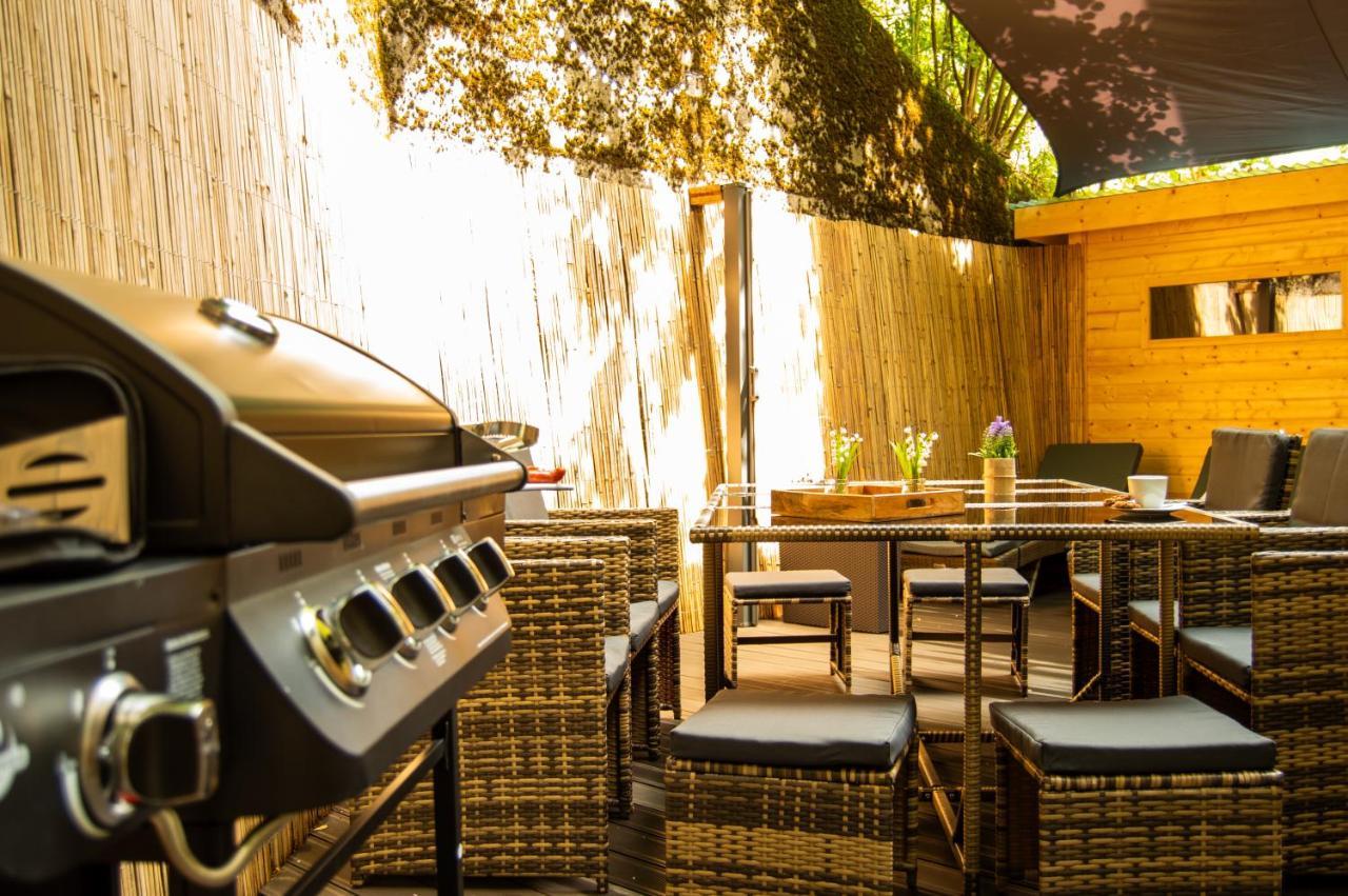 Wellness Mitten In Der Wasserfallstadt Triberg トリベルク エクステリア 写真